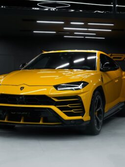 
										Lamborghini Urus full									