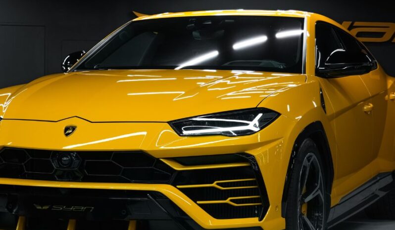 
								Lamborghini Urus full									