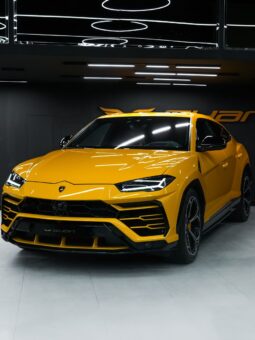 
										Lamborghini Urus full									