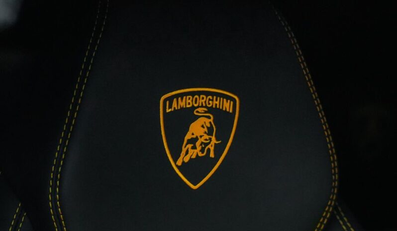
								Lamborghini Urus full									