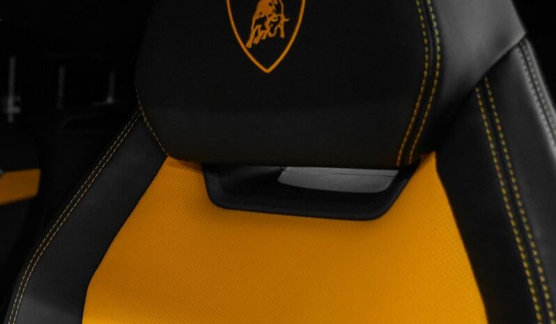 
								Lamborghini Urus full									
