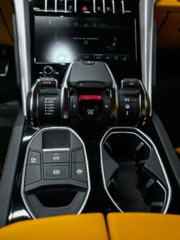 
										Lamborghini Urus full									