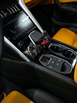 
										Lamborghini Urus full									