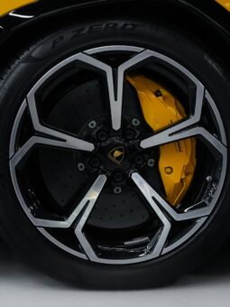 
										Lamborghini Urus full									