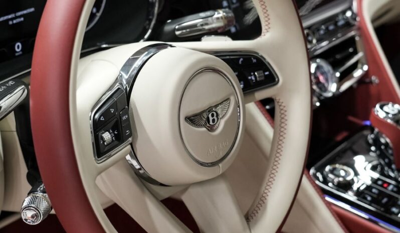 
								Bentley Flying Spur Standard full									