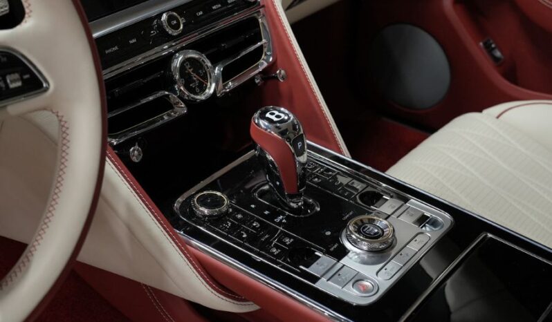 
								Bentley Flying Spur Standard full									