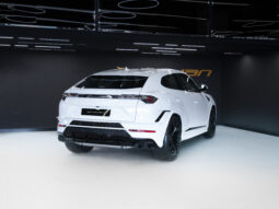 
										Lamborghini Urus full									