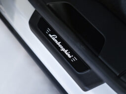 
										Lamborghini Urus full									