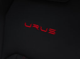 
										Lamborghini Urus full									