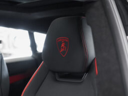 
										Lamborghini Urus full									