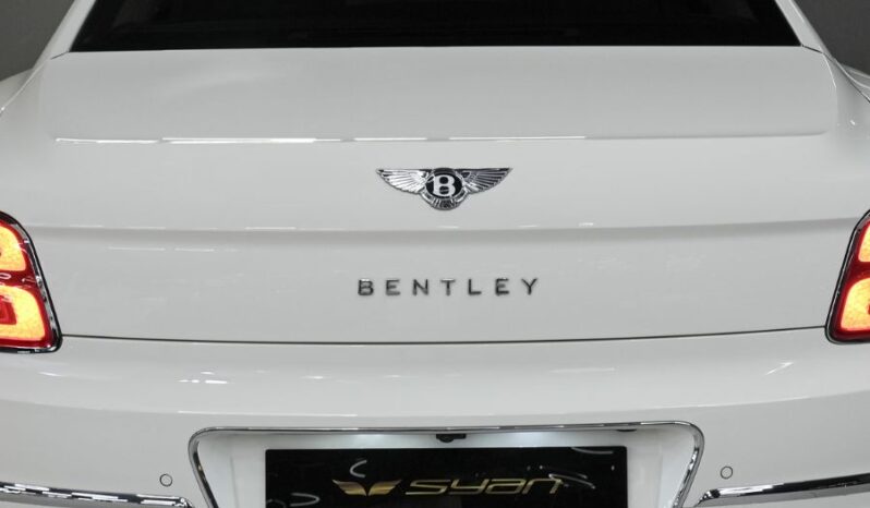 
								Bentley Flying Spur Standard full									