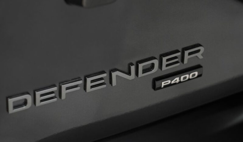 
								Land Rover Defender full									
