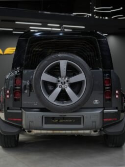 
										Land Rover Defender full									