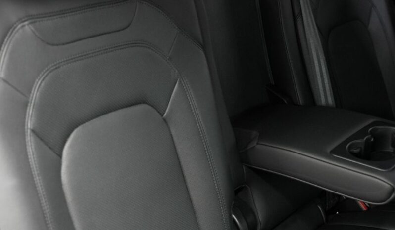 
								Land Rover Defender full									