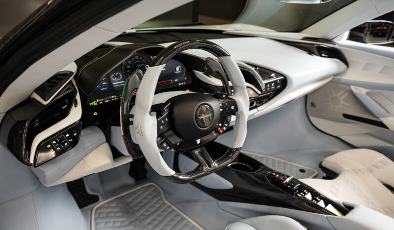 
								Ferrari SF90 Spider full									