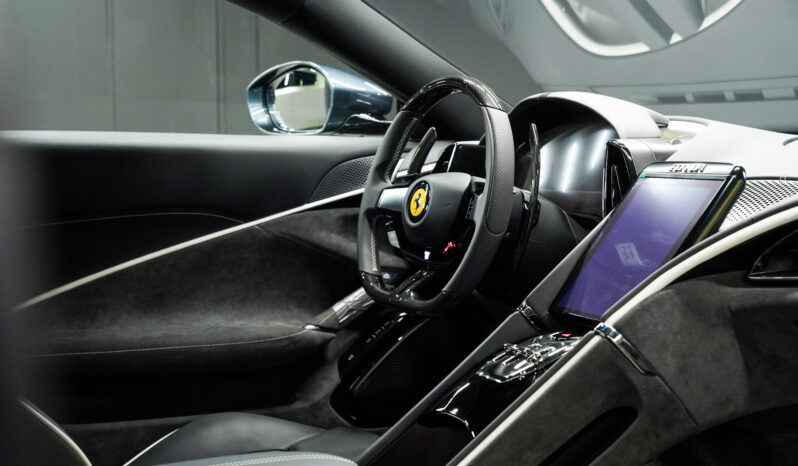 
								Ferrari Roma full									