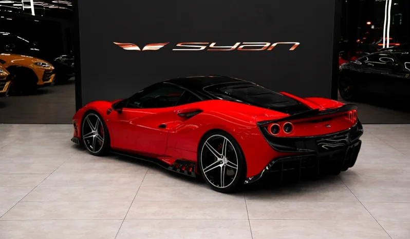 
								Ferrari F8 Tributo full									
