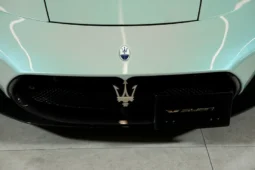 
										Maserati MC20 full									