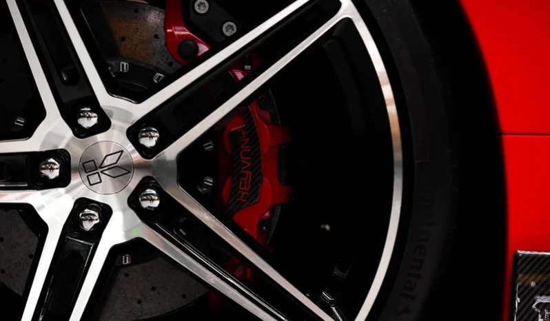 
								Ferrari F8 Tributo full									