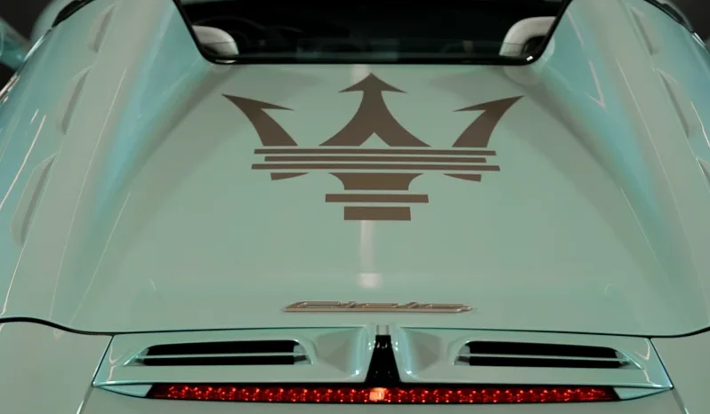 
								Maserati MC20 full									