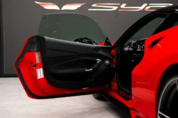 
										Ferrari F8 Tributo full									