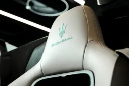 
										Maserati MC20 full									