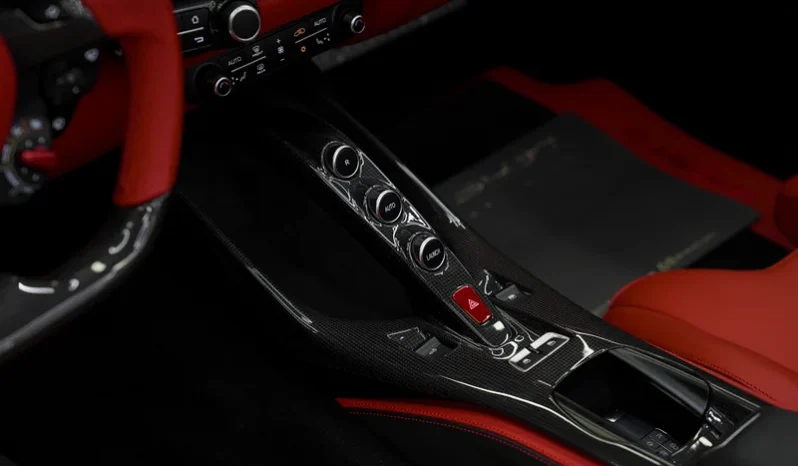 
								Ferrari 812 GTS full									