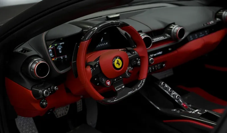 
								Ferrari 812 GTS full									