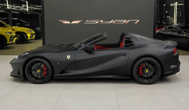 
								Ferrari 812 GTS full									