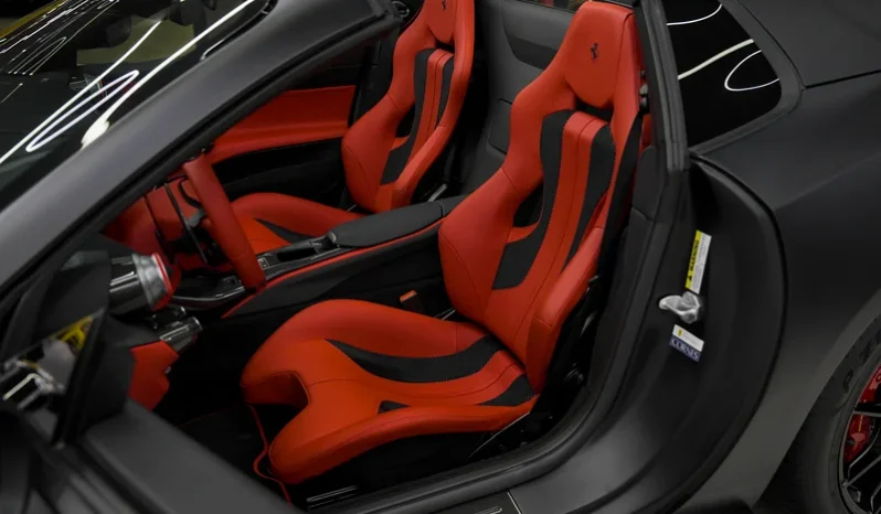 
								Ferrari 812 GTS full									