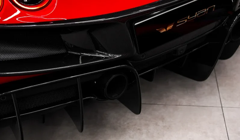 
								Ferrari F8 Tributo full									