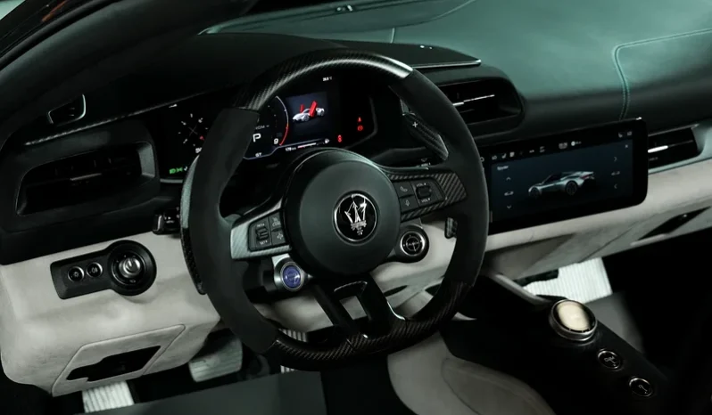 
								Maserati MC20 full									